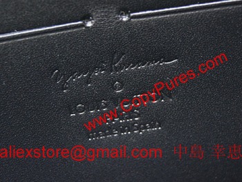  ルイヴィトン　LOUIS VUITTON　ヴィトン　財布　LV　ヴェルニ　ドット　インフィニティ　ヤヨイ・クサマ　LV　ラウンドジップ長財布　ジッピーウォレット　ノワール　M91573  品番 M91573  商品名 ルイ・ヴィトン　ヴェルニ　ドット　インフィニティ　ヤヨイ・クサマ　ジッピーウォレット　ノワール  商品詳細 草間弥生とルイ・ヴィトンのコラボによって生み出された「ヤヨイ・クサマコレクション」人気のジッピーウォレットに無限の水玉が描かれたデザインです。 ・「YAYOI KUSAMA」と「Louis Vuitton」のシグネチャーが内側レザーに刻印されています。 ・マチ付き札入れx3 ・カードポケットx8 ・ポケットx3 ・ファスナー付小銭入れ ・ライニング：カーフレザー(ブラック) ・カラー：ノワール（ブラックxホワイト） ・当店の商品は、新品のみのお取り扱いです。  サイズ ヨコ19.5cmxタテ10cmxマチ2cm  素材 パテントレザー（モノグラムの型押し）  付属品 保存袋  お客様へ ※こちらは限定商品のため、「入荷待ち」表示がされている場合、ご注文いただきましても再入荷しないこともございます。予めご了承くださいませ。  備考 ※販売価格は送料込みの金額ですが一部地域、離島は別途送料がかかる場合がございます。予めご了承ください。